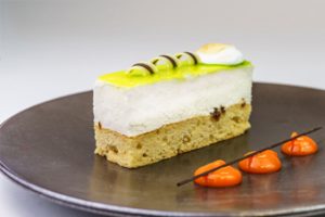 Limoncello cakeslice