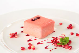 Kersen mousse met witte chocolade